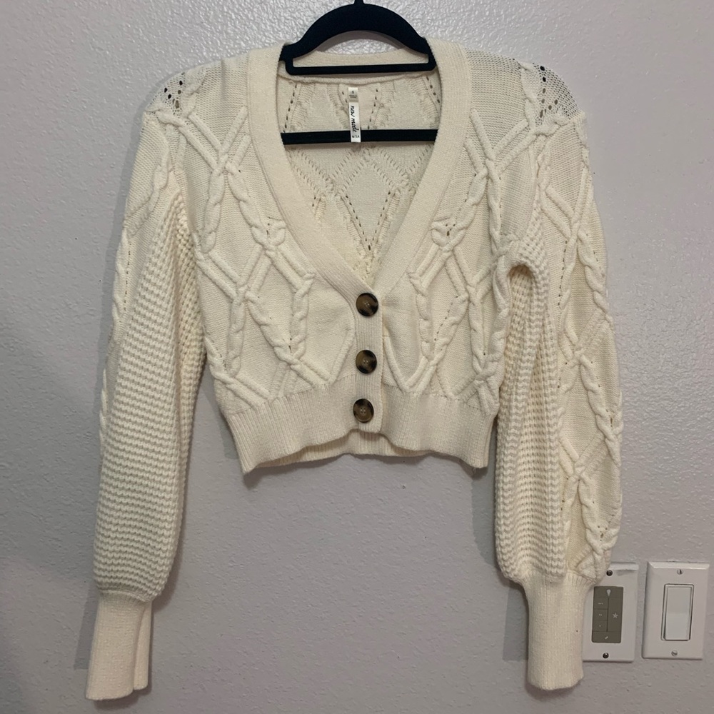 White crème cardigan